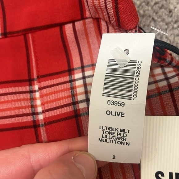 Aritzia Sunday Best red/white/black plaid Olive mini skirt / size 2 - Picture 6 of 10
